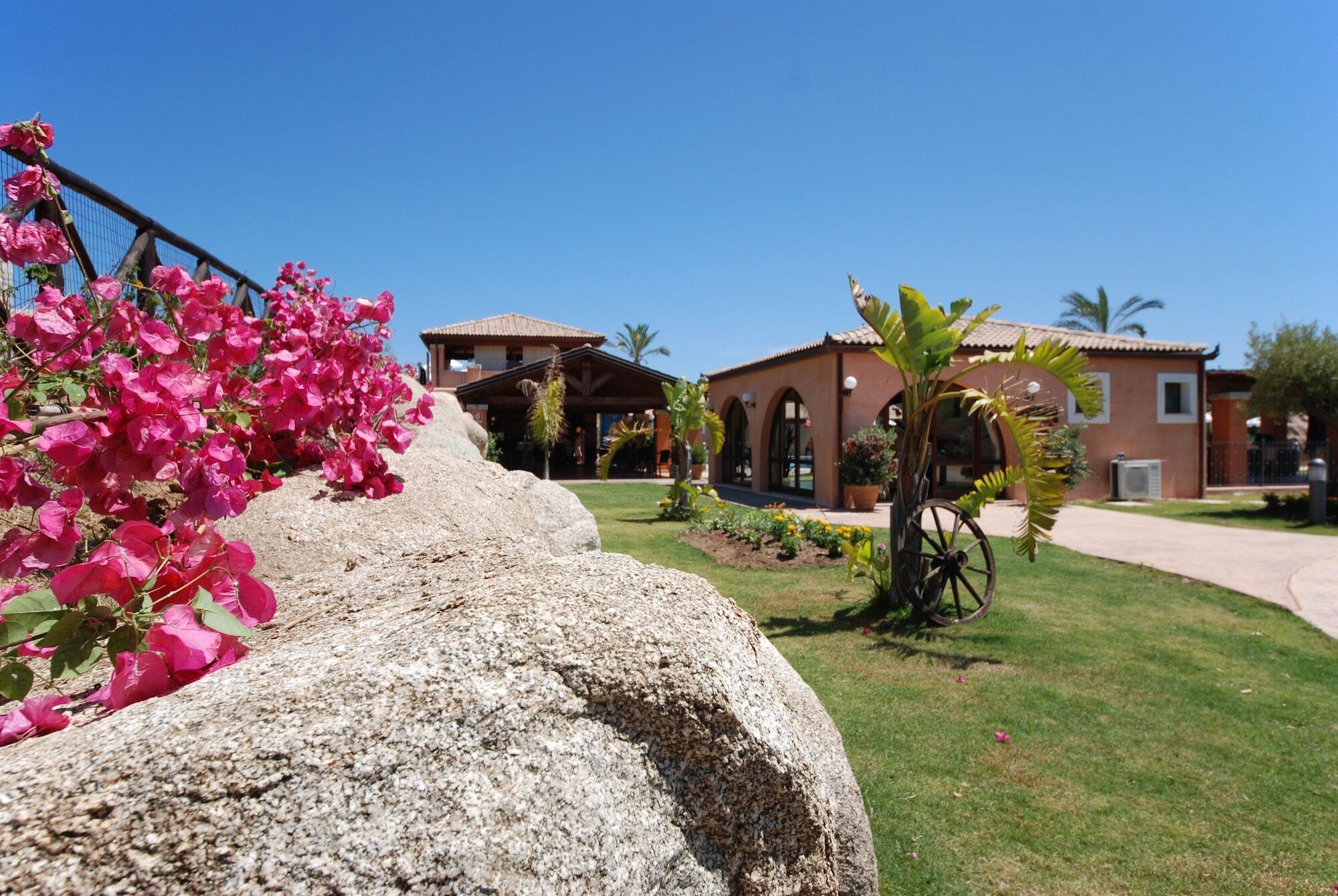 Alma Resort Castiadas Εξωτερικό φωτογραφία